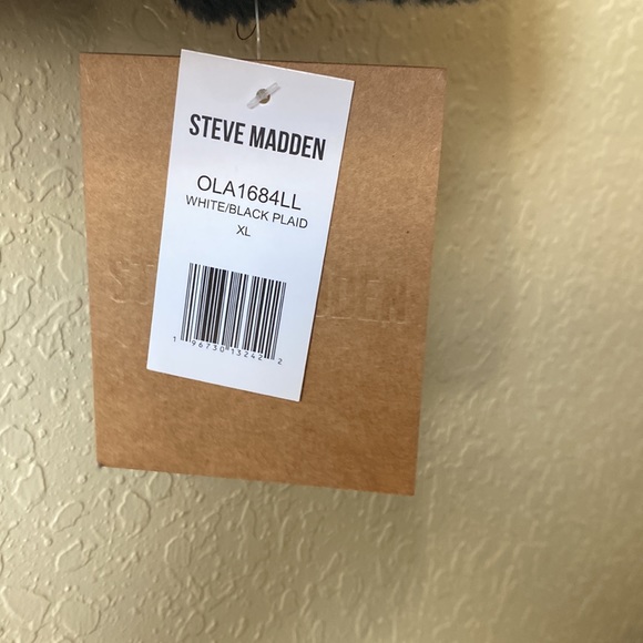 Steve Madden Buffalo Check Teddy Fleece Jacket - Picture 12 of 15